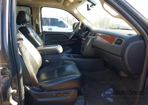 2010 GMC Yukon Slt z USA, uszkodzony, nr VIN 1GKUKCE07AR129408